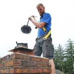 Engager un ramoneur : les essentiels à savoir